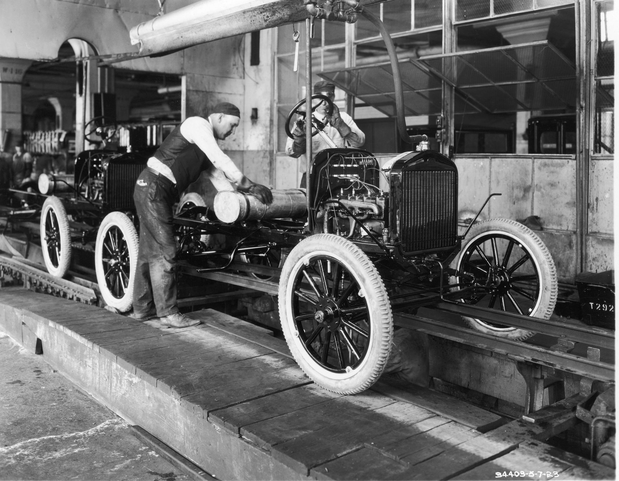 Inventions Of the Industrial Revolution Worksheet as Well as Henry ford and the Auto assembly Line